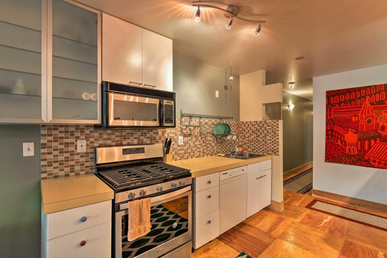 Central Anchorage Condo, Walk To Town And Coast! Bagian luar foto